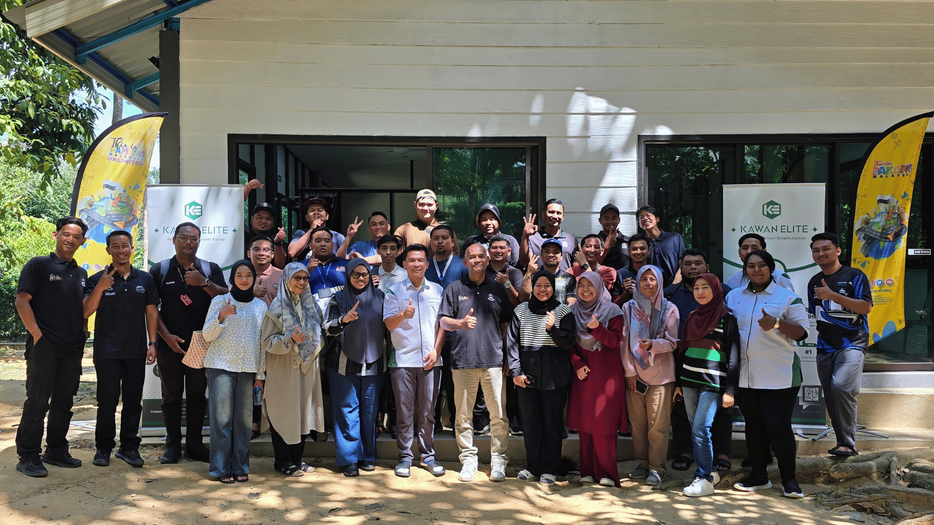 Participants celebrating the conclusion of the three-day workshop with a group photo at Danz Eco Resort, Taman Negara.