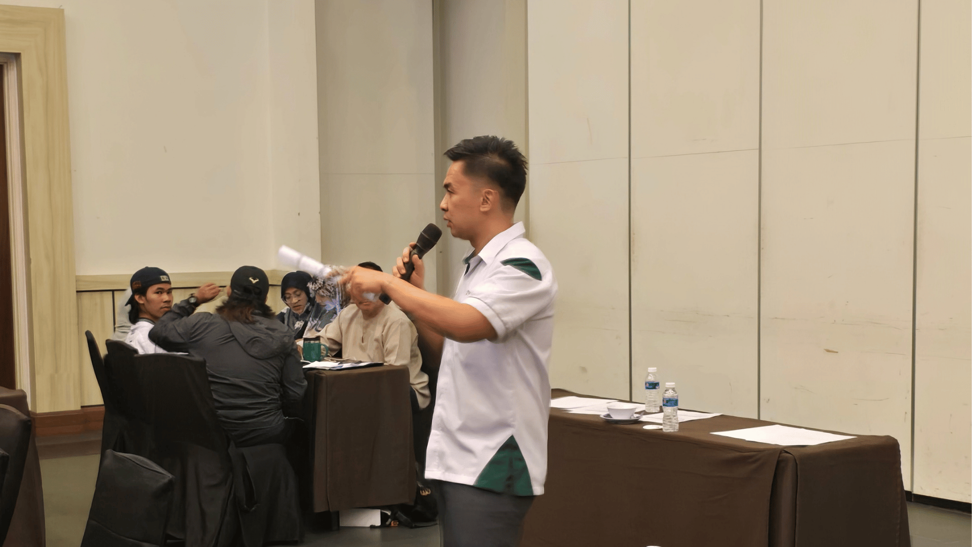 View Kawan Elite Empowers Local Communities Through Digital Marketing Training for Community-Based Ecotourism